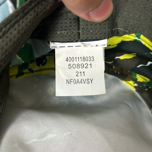 The North Face Class V Deep Grass Green Mountain Panorama Print Brimmer Hat Yth - Picture 6 of 7